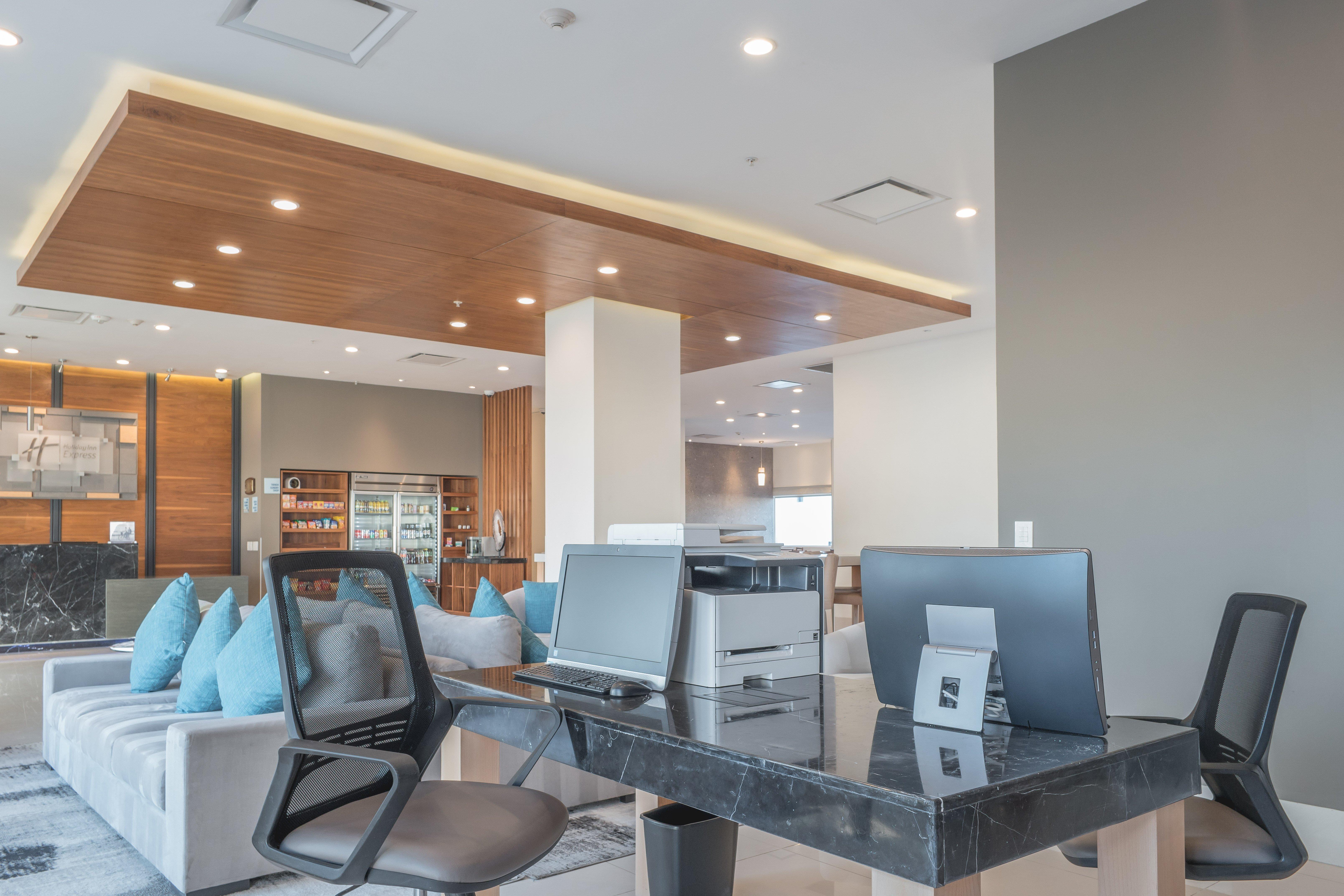 Holiday Inn Express & Suites Silao Aeropuerto Terminal By Ihg Zewnętrze zdjęcie