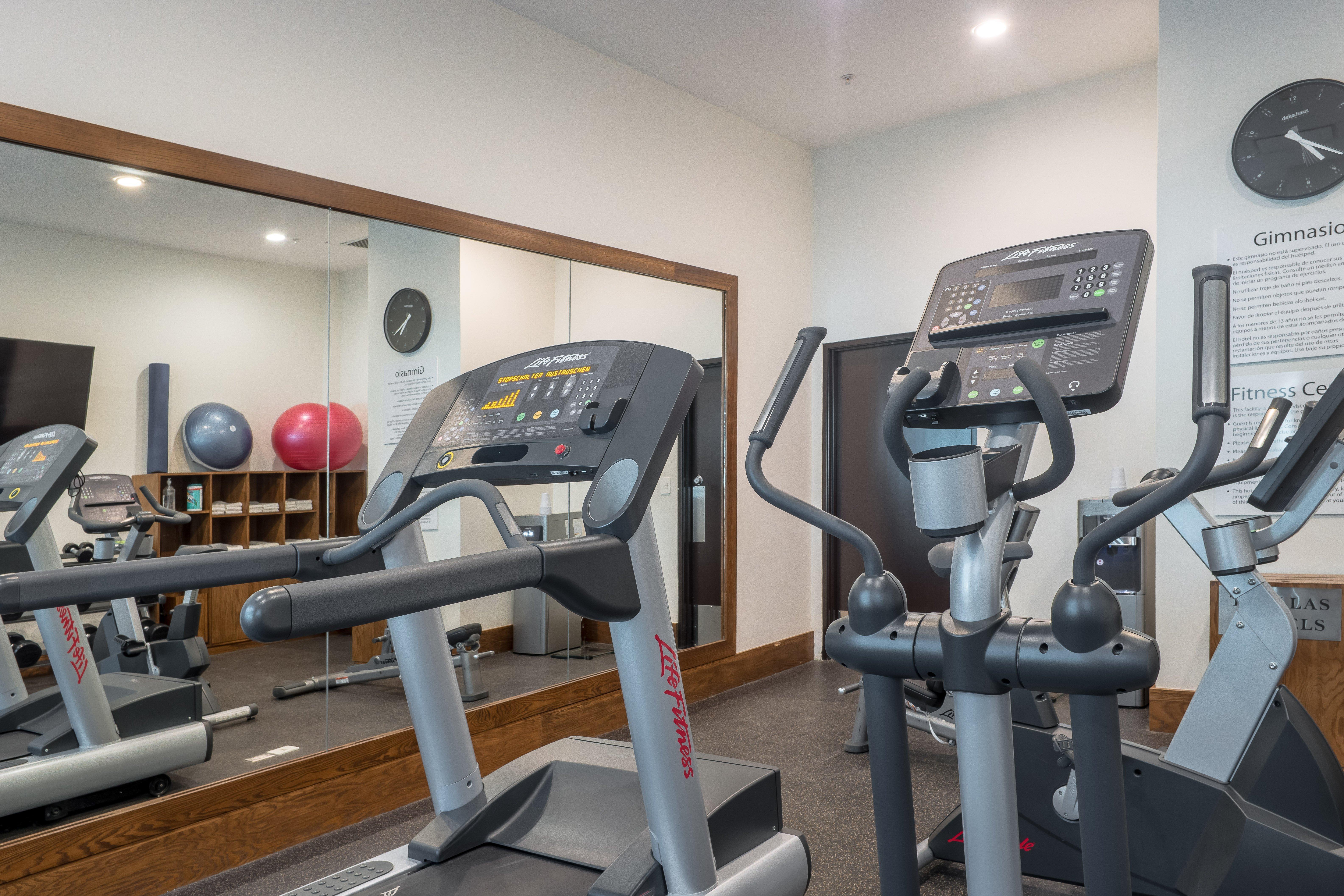 Holiday Inn Express & Suites Silao Aeropuerto Terminal By Ihg Zewnętrze zdjęcie
