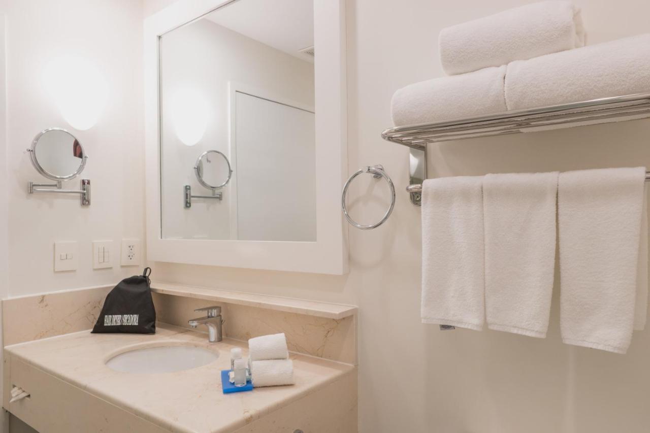 Holiday Inn Express & Suites Silao Aeropuerto Terminal By Ihg Zewnętrze zdjęcie